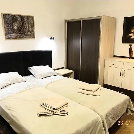 Nowy Kleparz Apartment